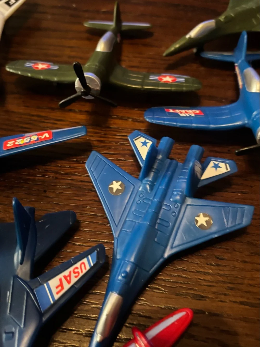12 Plastic Toy Airplanes Military Jets Police Commercial Aircraft Made in China